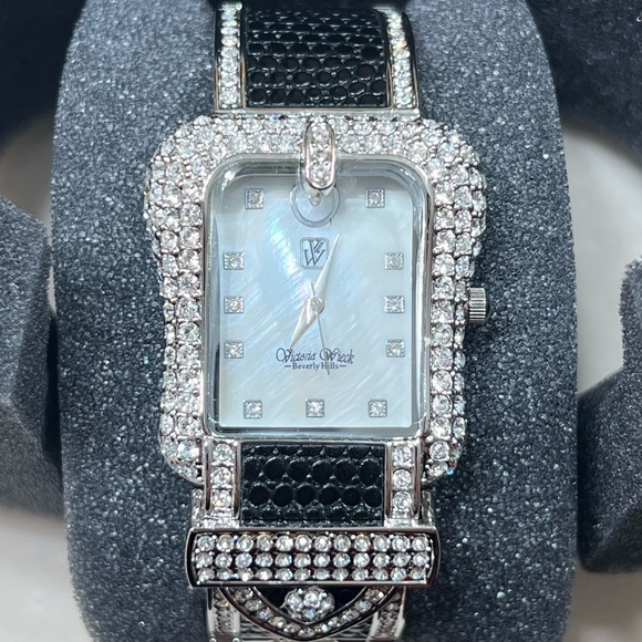 ❤️ NEW STUNNING VICTORIA WIECK WATCH - Picture 1 of 4